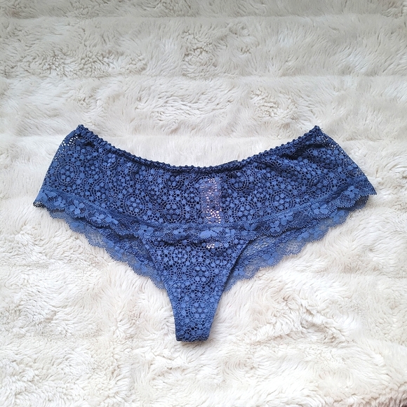 🍒NWT🍒 VS MIXED STYLE PANTY BUNDLE SIZE S - Picture 6 of 14
